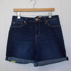 NWT Seven7 Weekend Denim Shorts Women's 8 Rolled Cuff Comfort Stretch 5" Inseam